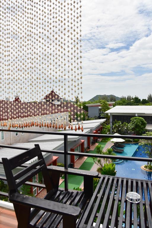 Milano Huahin Hotel Bagian luar foto